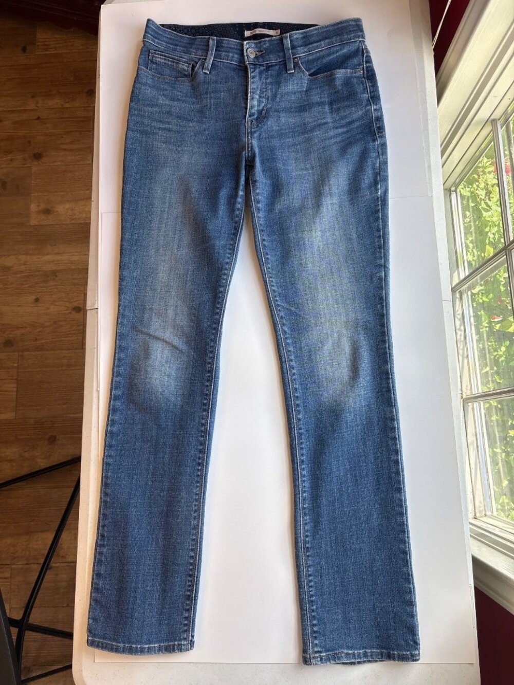 Women's 525 Levi Straight-Leg Denim Jeans Size 6 Perfect Waist Fit